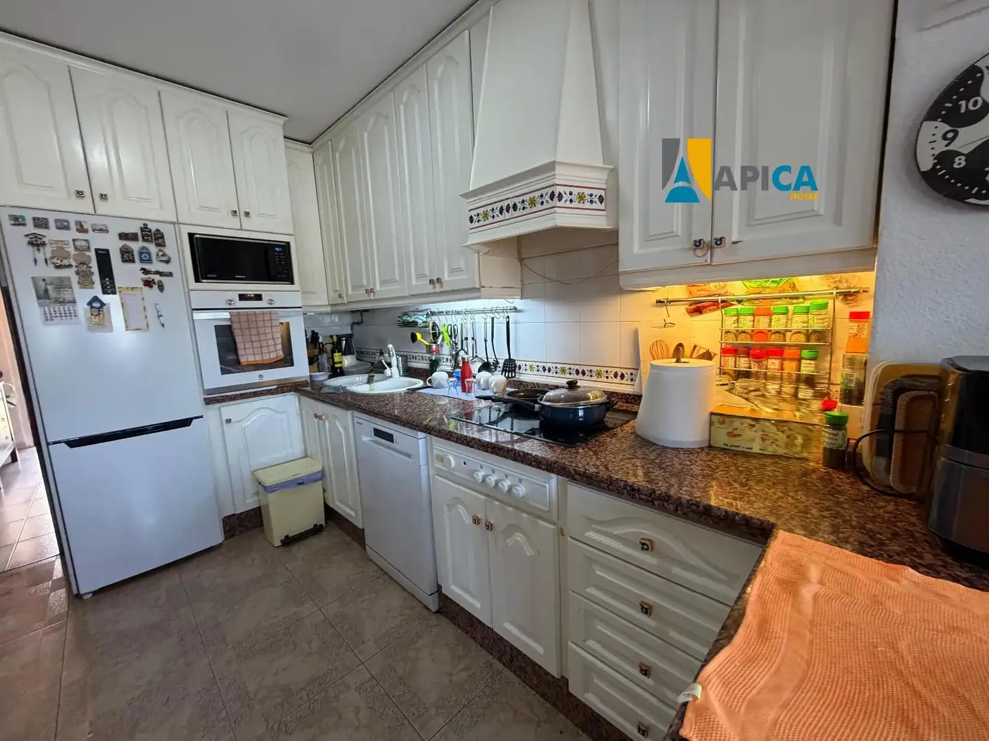 Küche von Einfamilien-Reihenhaus zum Verkauf in Algeciras mit Terrasse