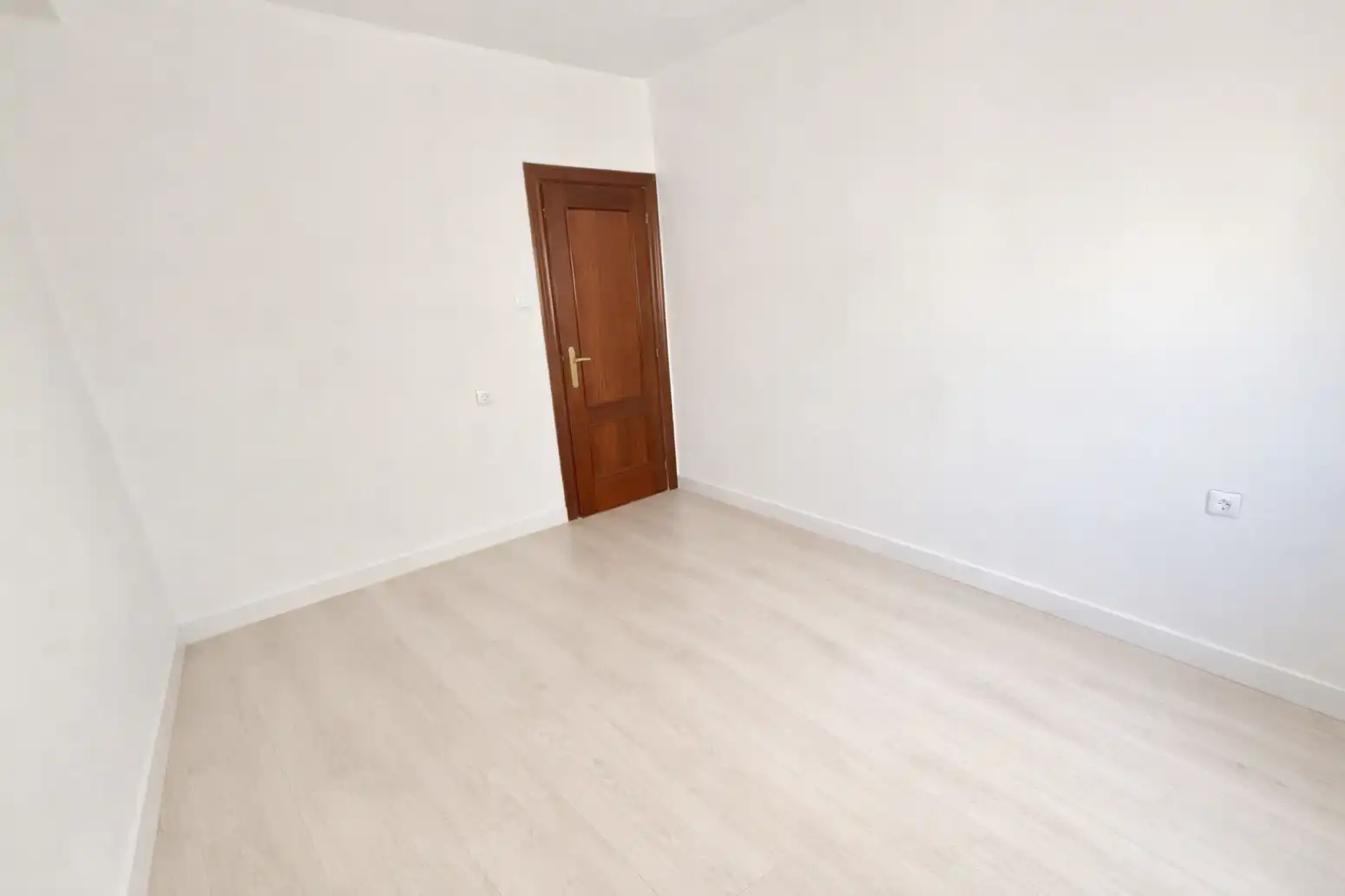 Habitación de Piso en venta en Oviedo  con Calefacción y Parquet