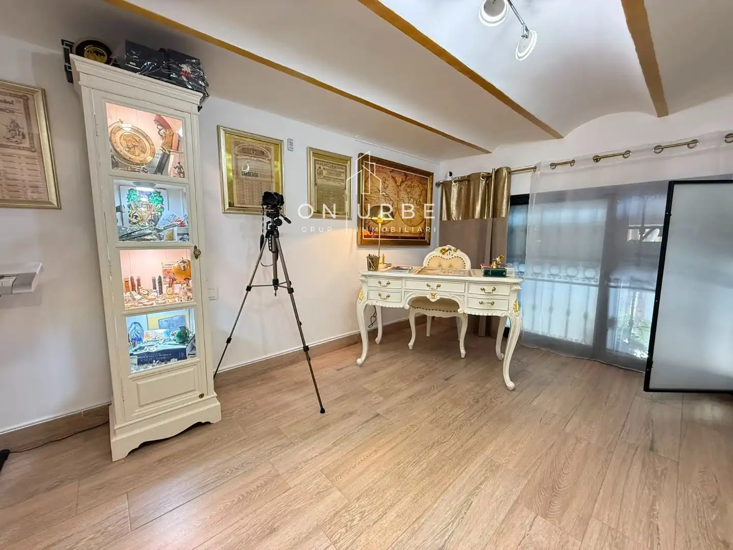 Piso en venta en Margarit, El Poble Sec - Parc de Montjuïc