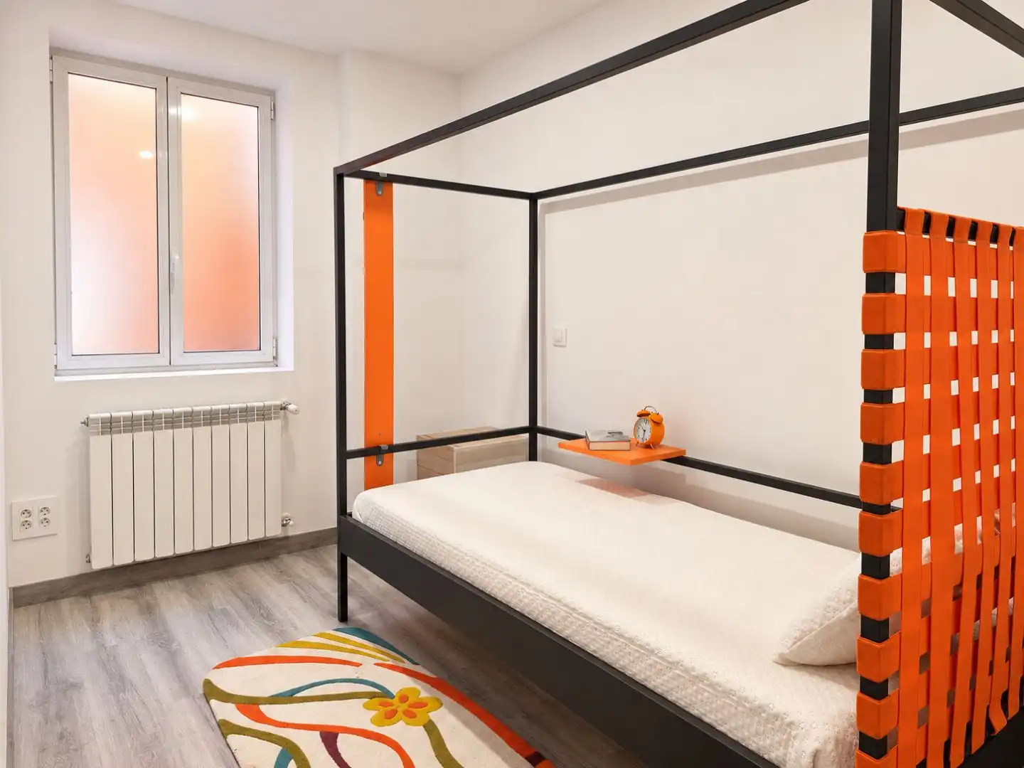 Bedroom of Flat for sale in Torrelavega 