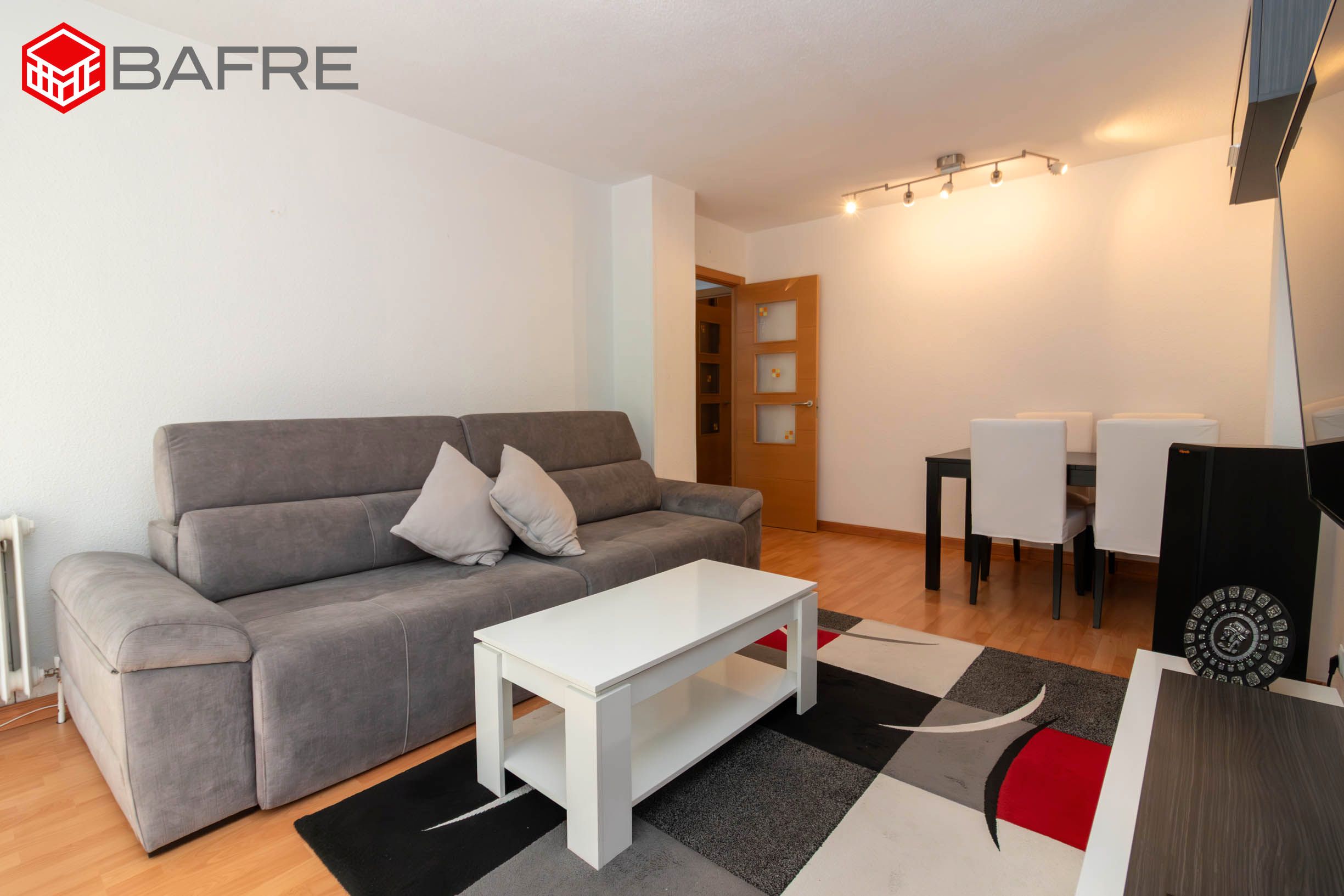 Living room of Flat for sale in  Madrid Capital  with Air Conditioner, Heating and Terrace