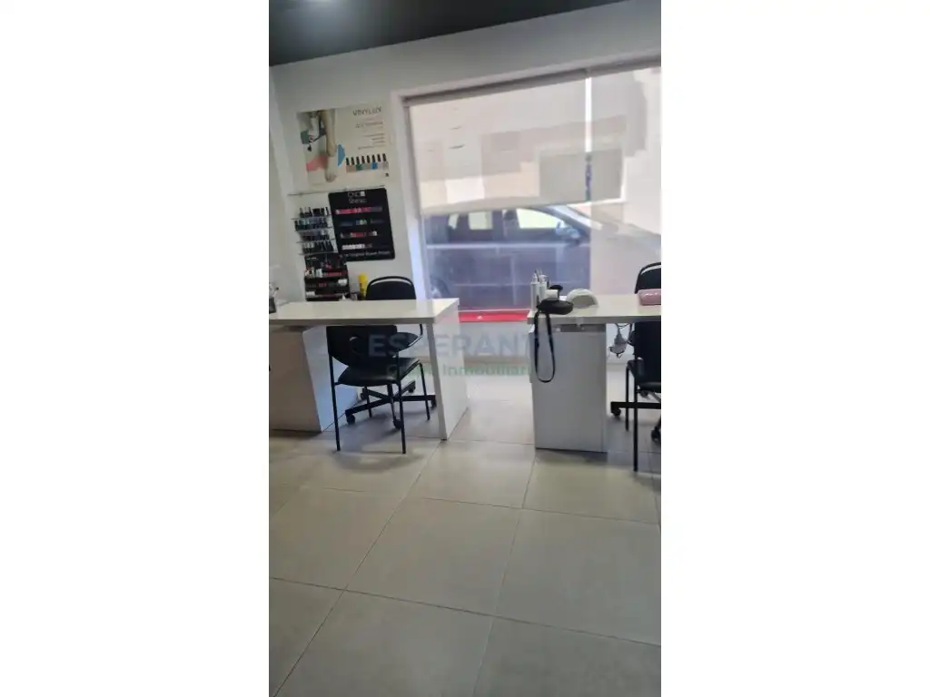 Local comercial en alquiler en Calle Fuente Nueva, imagen 3