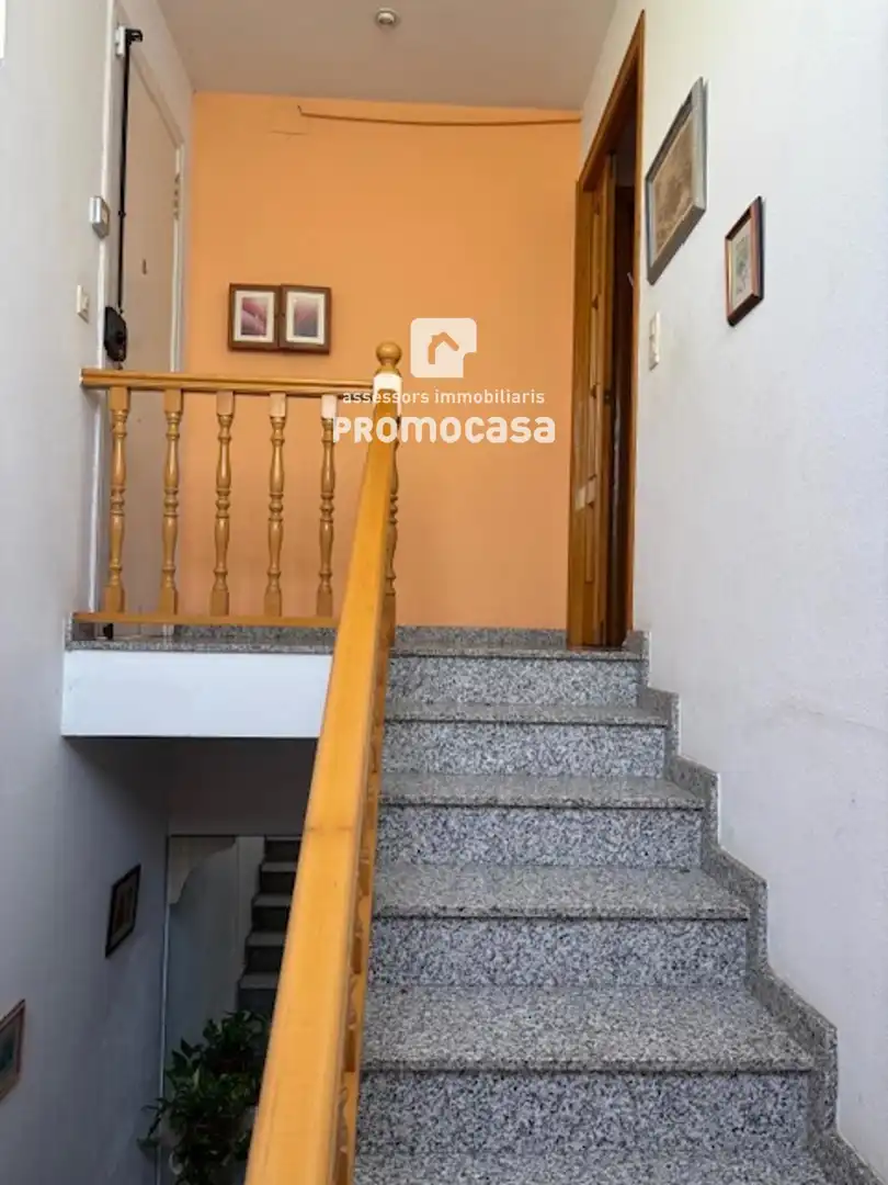 Casa o chalet en venta en Barberà del Vallès con Calefacción, Terraza y Balcón