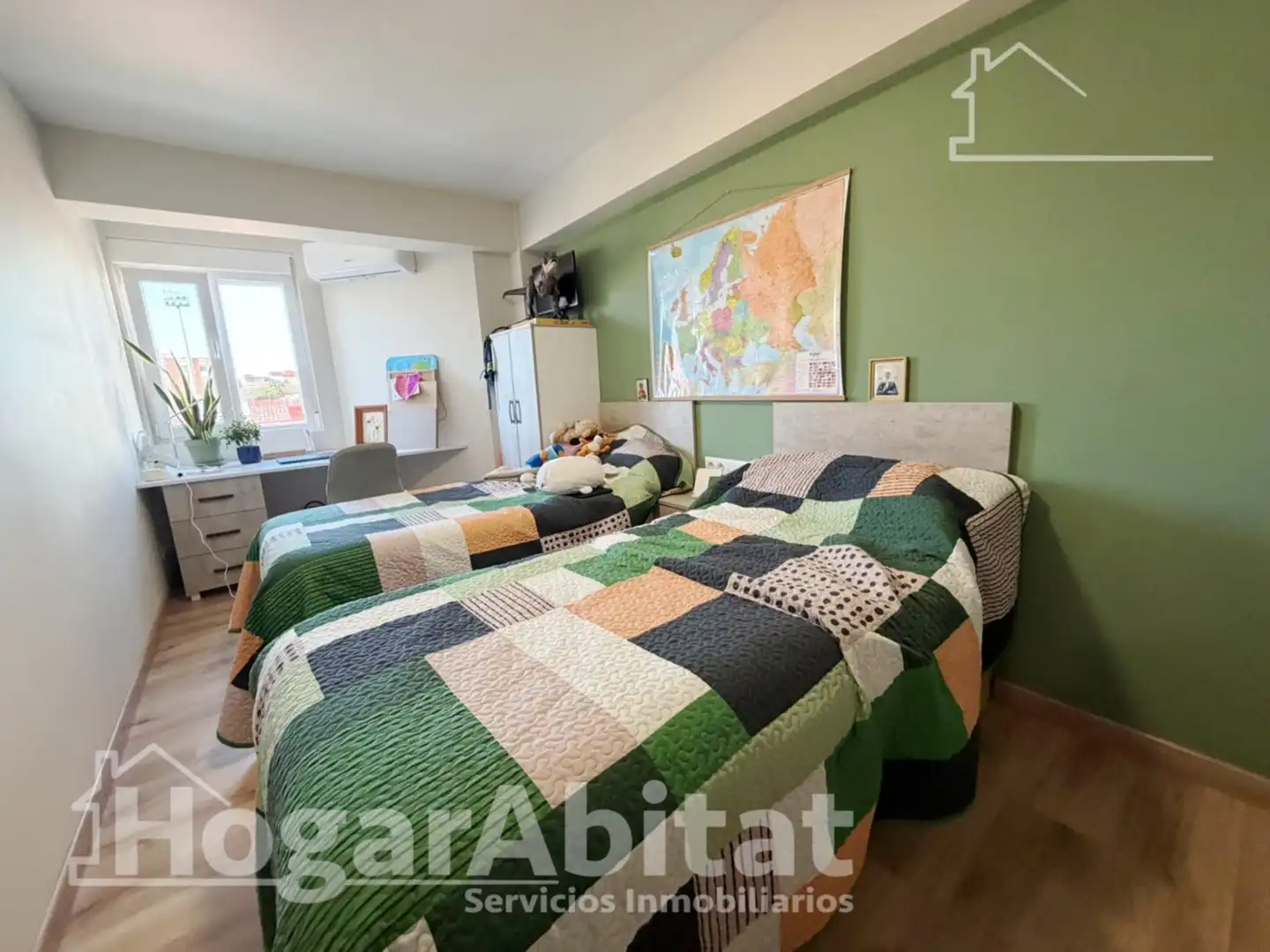 Bedroom of Flat for sale in Sagunto / Sagunt  with Air Conditioner and Parquet flooring