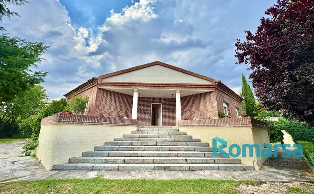 Casa-chalet en Venta en Ctra de Piedrahita en Cuatro Postes