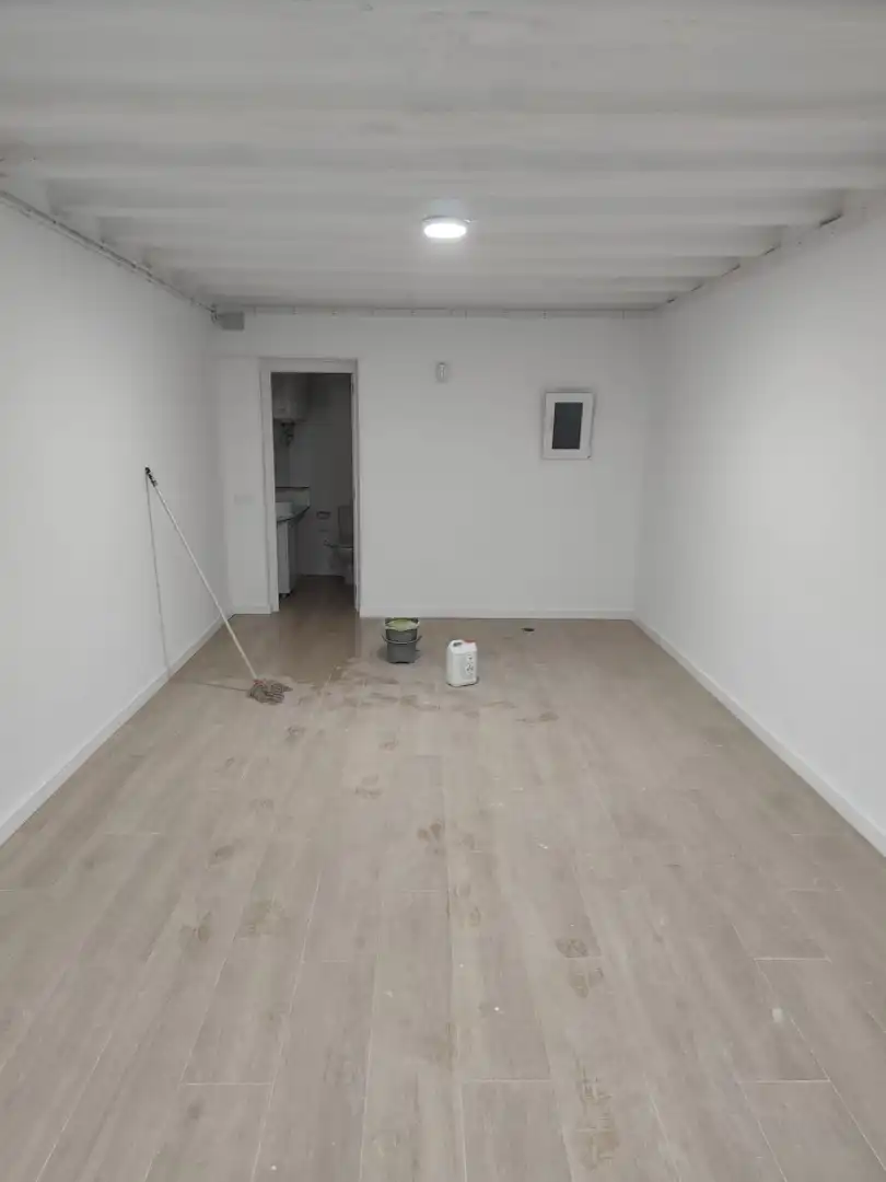 Loft zum Verkauf in Barcelona mit Ofen