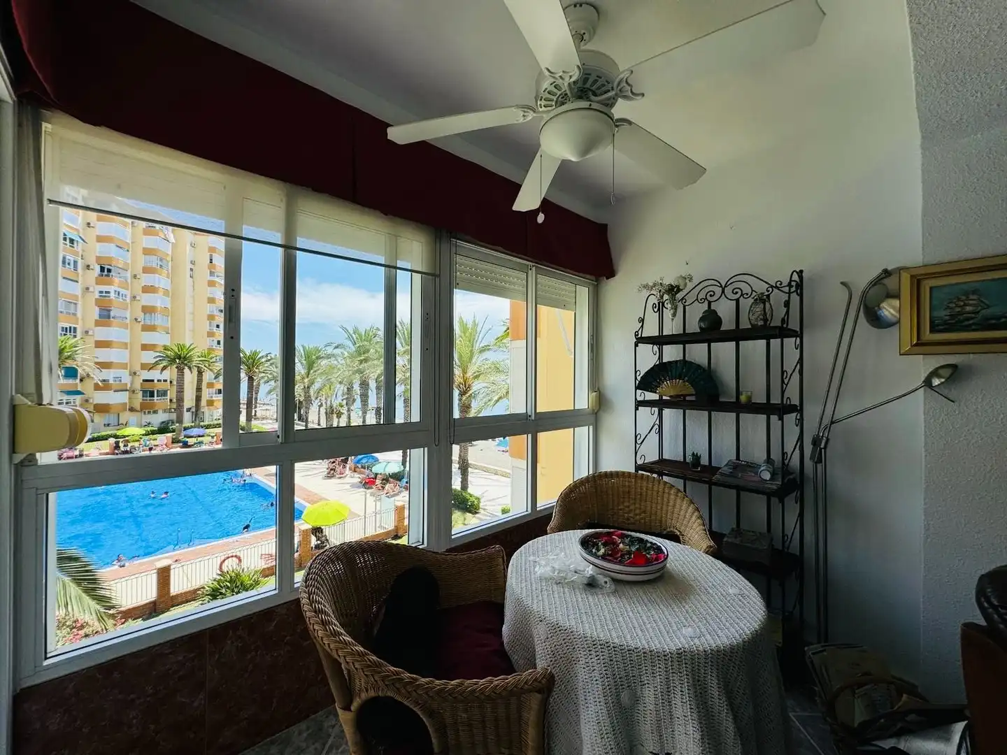 Terrassa de Pis en venda en Algarrobo amb Piscina comunitària