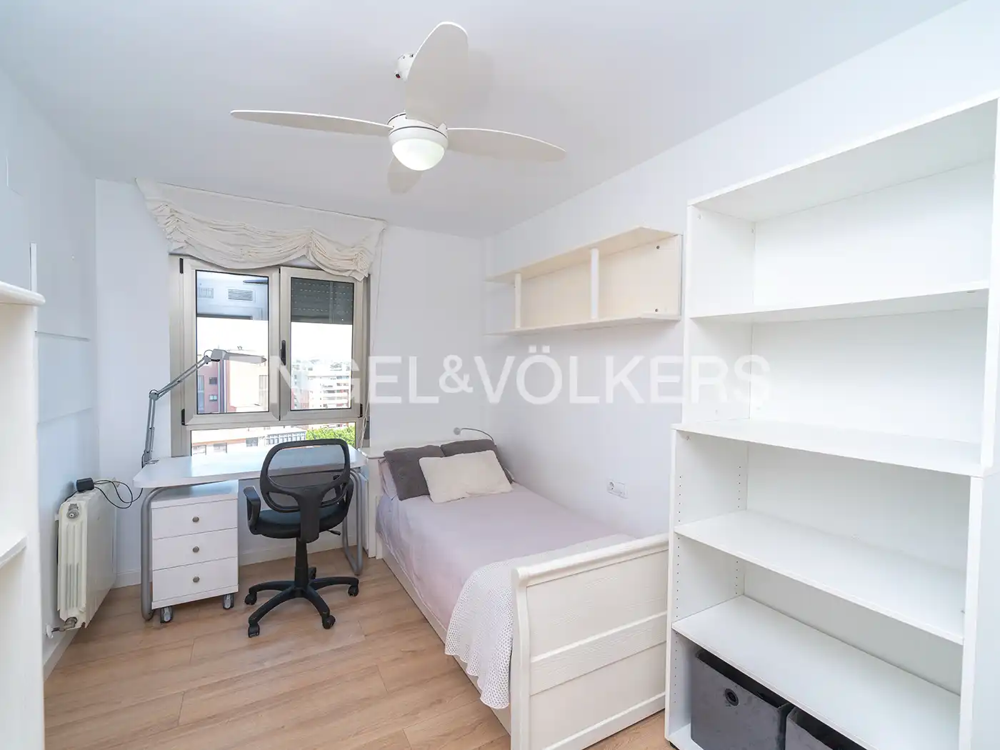 Bedroom of Attic for rent in Alicante / Alacant  with Air Conditioner, Heating and Terrace