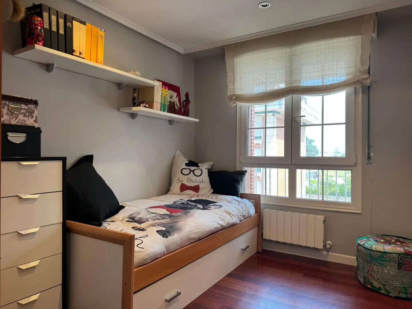 Habitación de Piso en venta en Colindres con Calefacción, Terraza y Amueblado