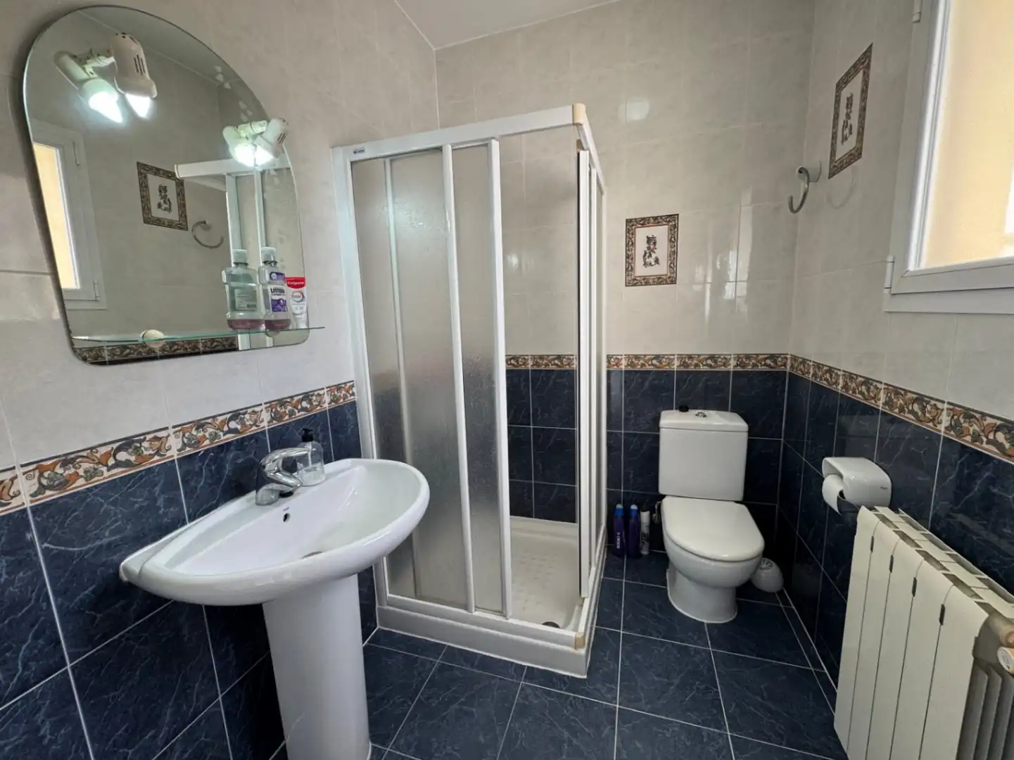 Baño de Casa o chalet en venta en Benitachell / El Poble Nou de Benitatxell con Aire acondicionado, Calefacción y Jardín privado