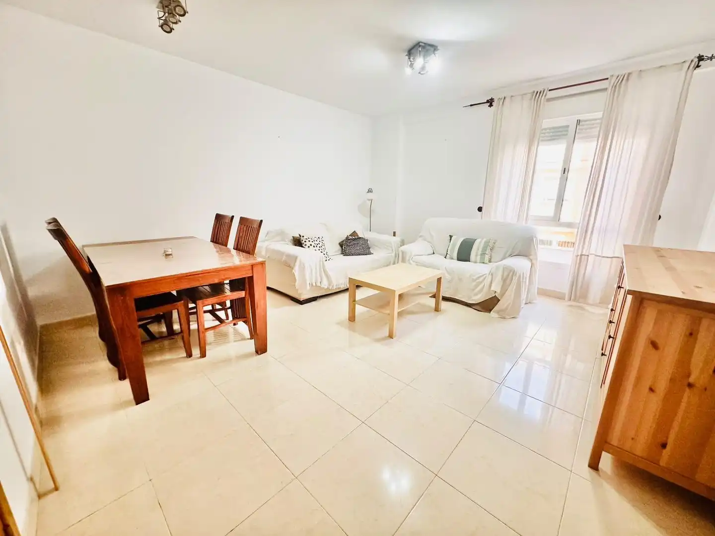 Wohnung mit Aufzug zum Verkauf in Calle MARTINEZ MALDONADO