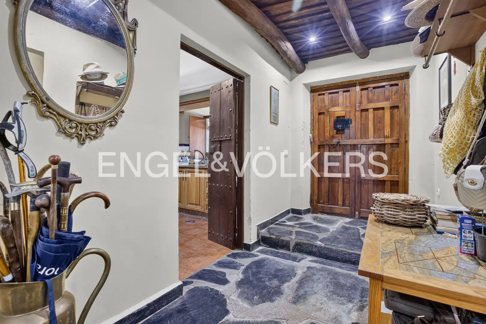 Houses for sale in Aracena, Huelva
