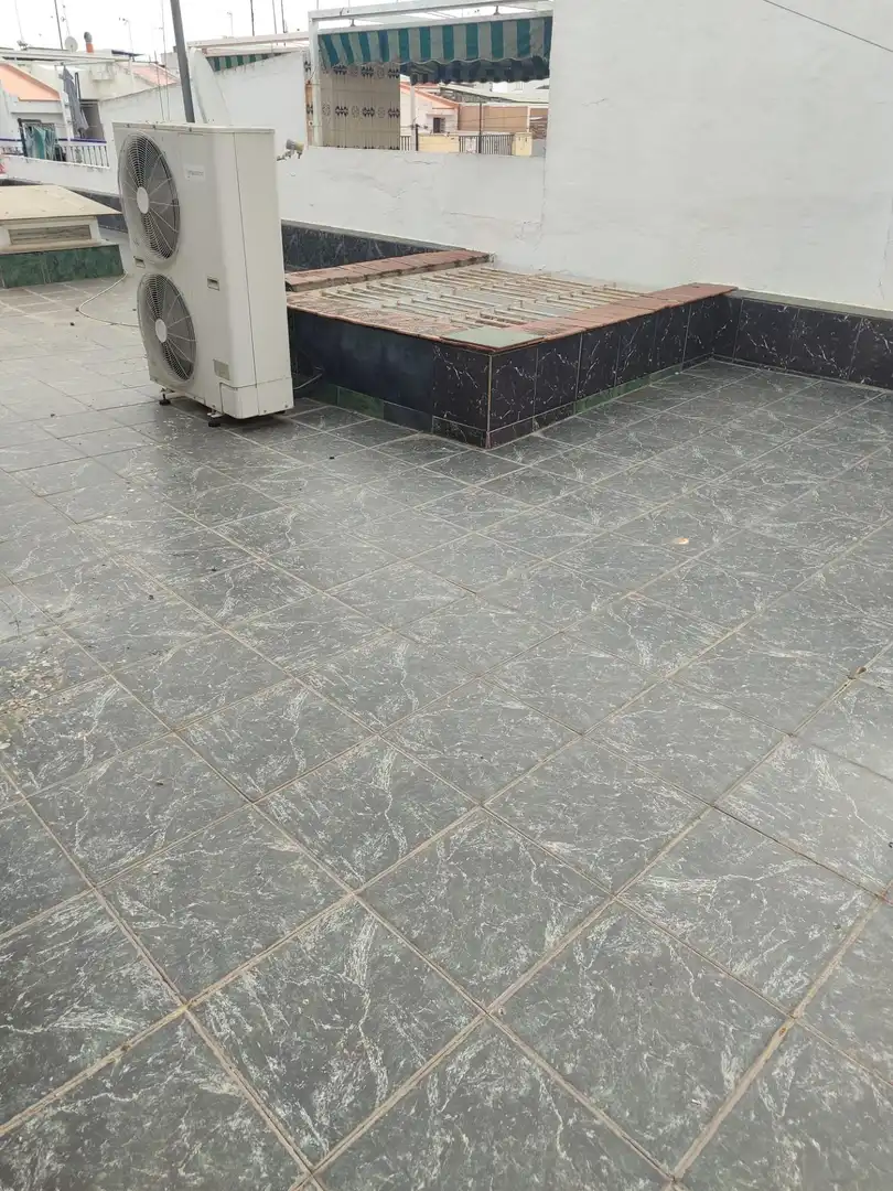 Terrace of Houses for sale in Sevilla  with Air Conditioner, Terrace and Storage room