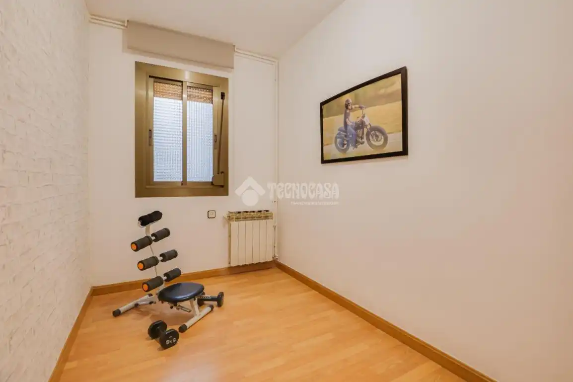 Dormitori de Pis en venda en Granollers amb Calefacció, Parquet i Balcó