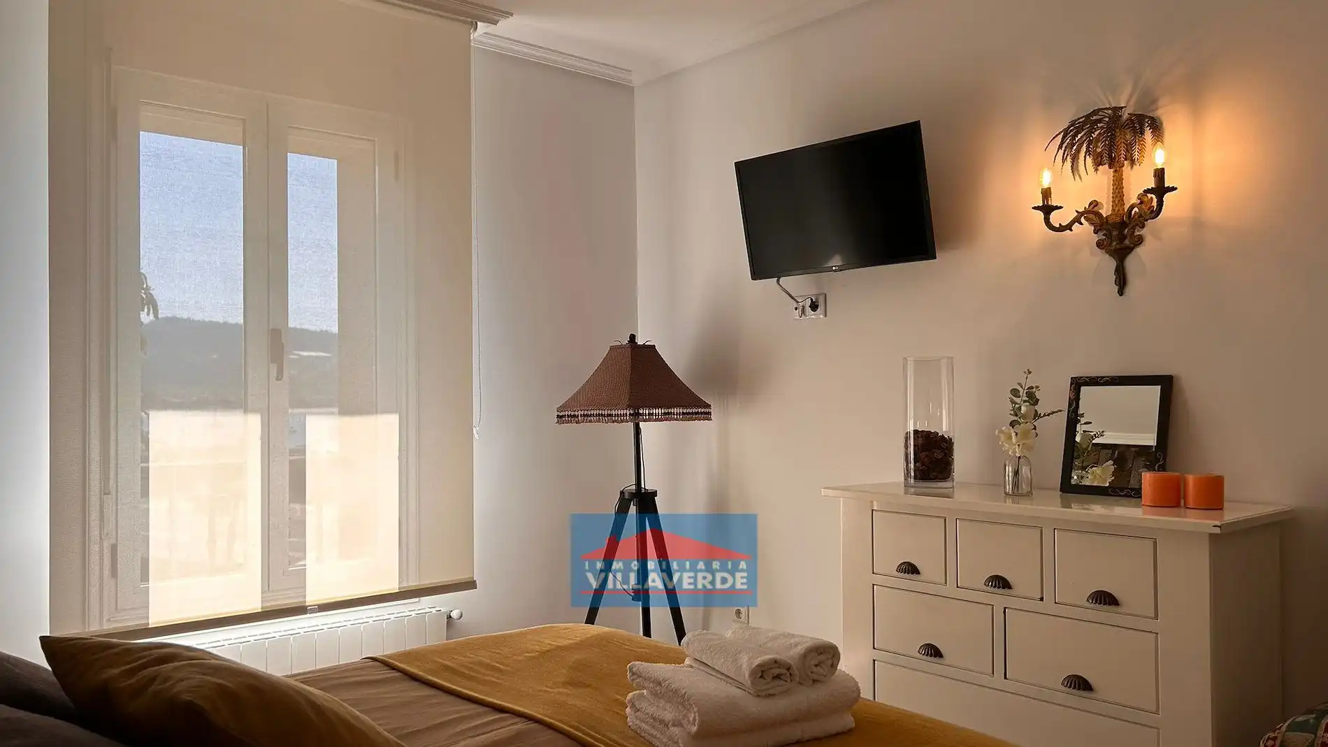 Bedroom of Flat for rent in Cangas   with Furnished