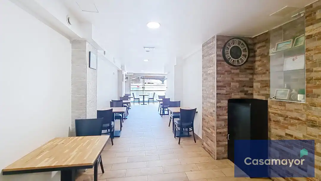 Local comercial en traspaso en Calle del Capitán Segarra, imagen 13