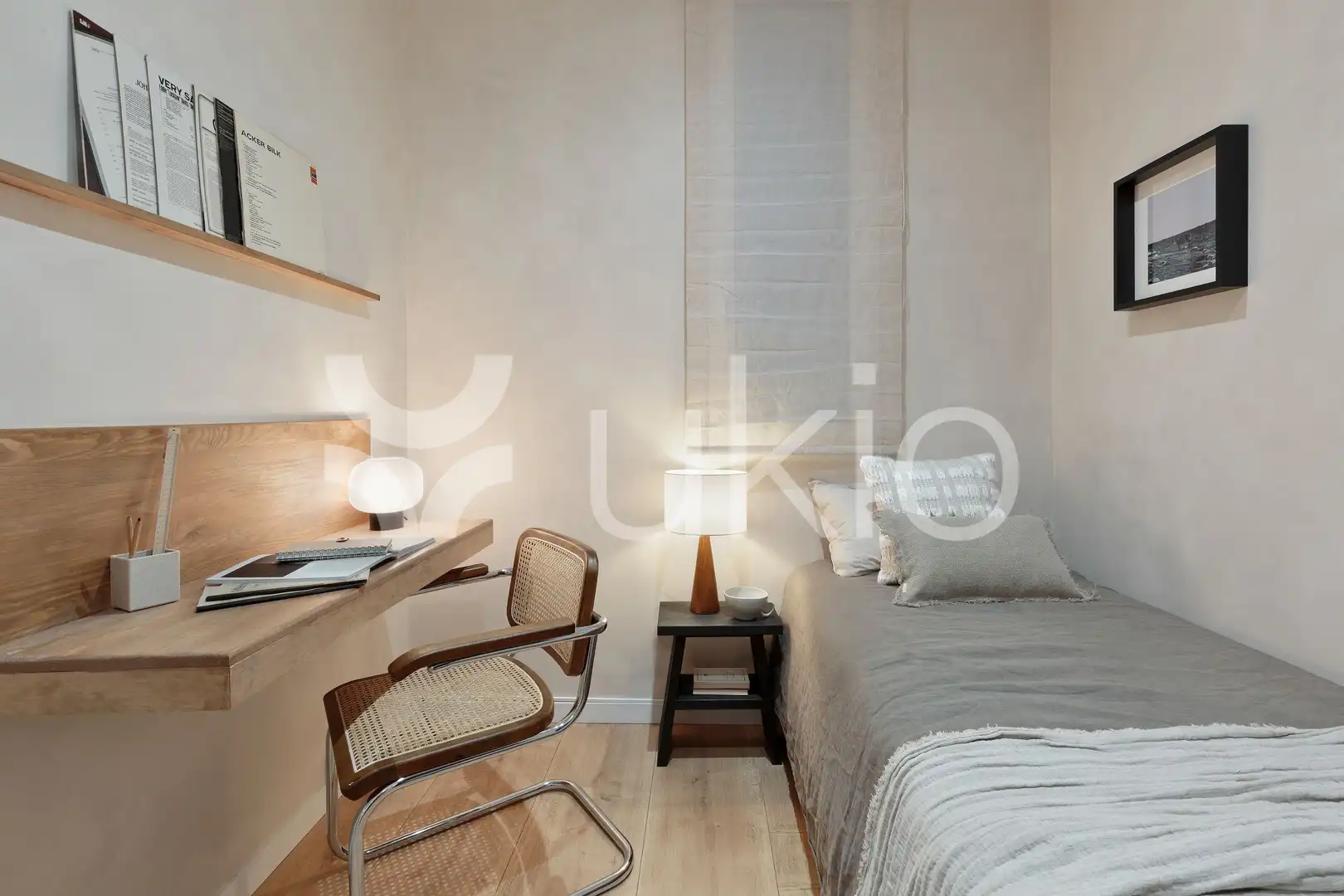 Habitación de Apartamento de alquiler en Barcelona con Aire acondicionado, Calefacción y Amueblado