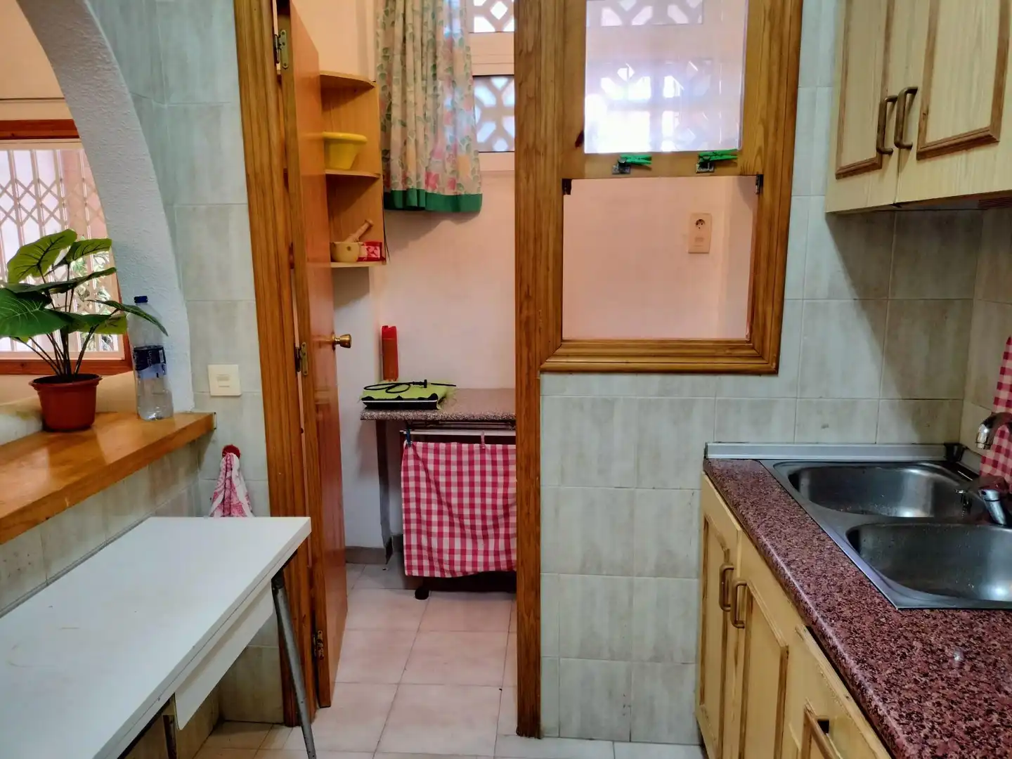 Cuina de Planta baixa en venda en Torrevieja amb Terrassa i Traster