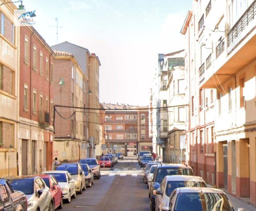 Exterior view of Flat for sale in León Capital   with Terrace