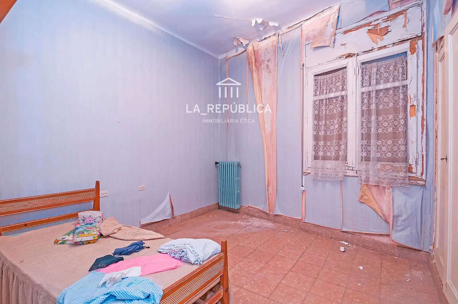Habitación de Casa o chalet en venta en Mataró con Calefacción, Terraza y Trastero