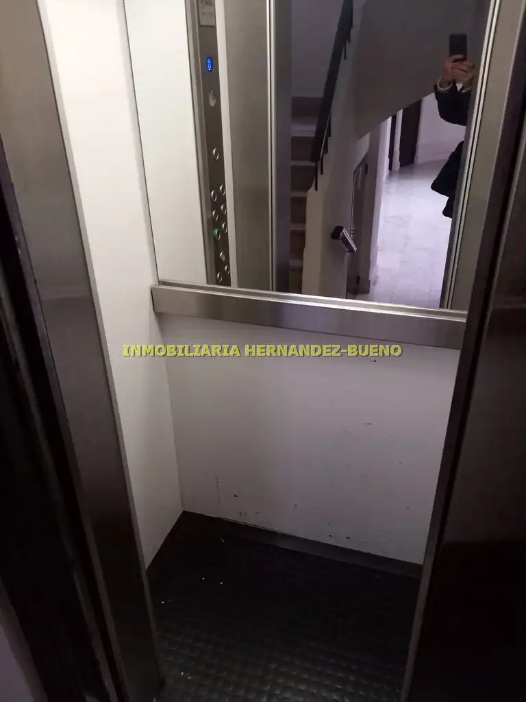 Gebäude zur Miete in Garrido Sur