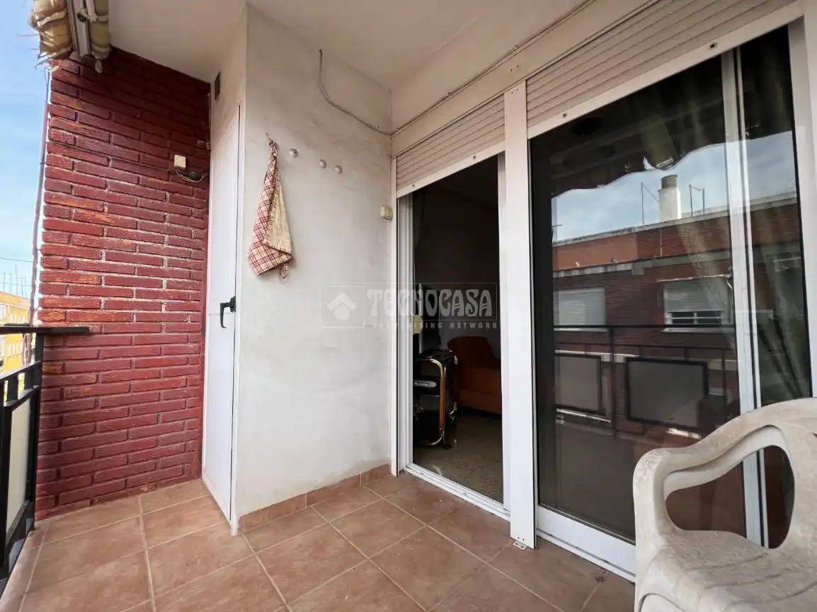 Vista exterior de Piso en venta en Xirivella con Aire acondicionado y Terraza