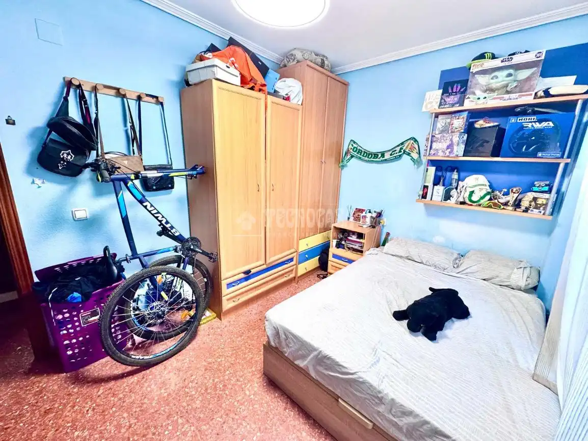 Habitación de Piso en venta en Córdoba con Aire acondicionado y Calefacción