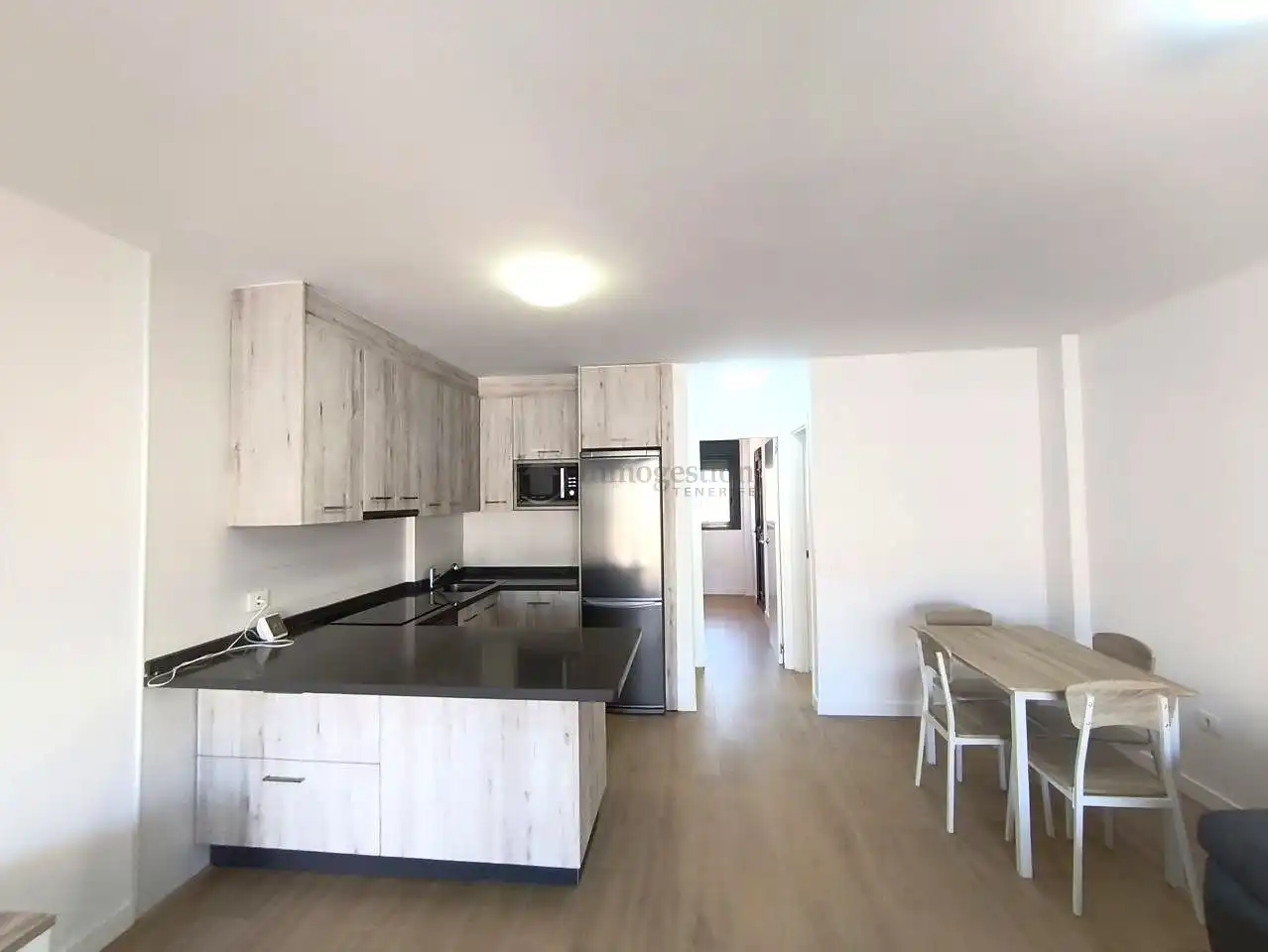 Cocina de Apartamento de alquiler en Arona con Aire acondicionado, Terraza y Amueblado