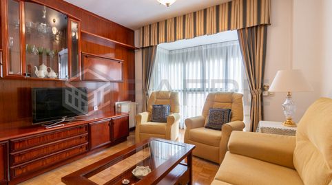 Foto 4 de Piso en venta en Calle del Jaspe, Pradolongo, Madrid Capital