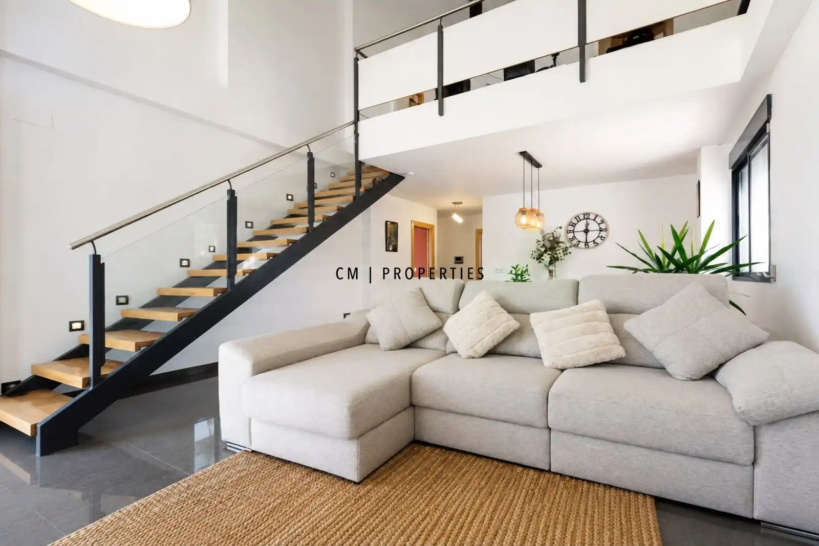 Sala de estar de Casa o chalet en venta en La Pobla de Vallbona con Aire acondicionado, Calefacción y Terraza