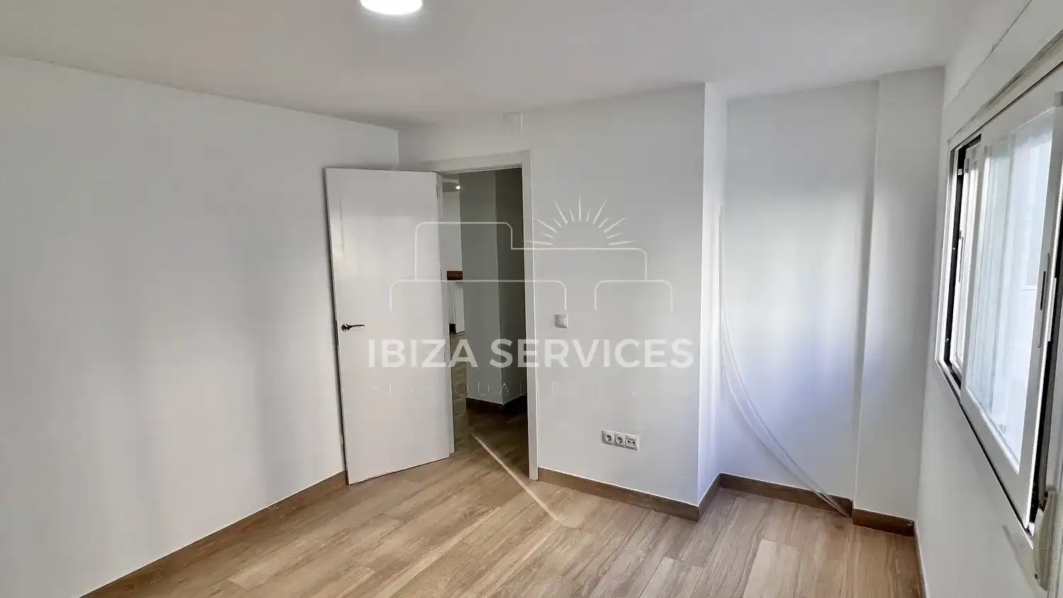 Flat for sale in Eivissa  with Air Conditioner, Private garden and Swimming Pool