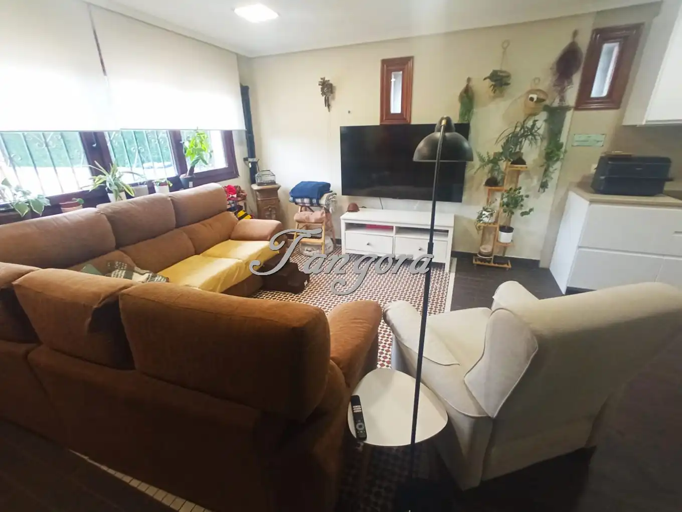 Wohnzimmer von Einfamilien-Reihenhaus zum Verkauf in Abanto y Ciérvana-Abanto Zierbena mit Heizung, Privatgarten und Parkett