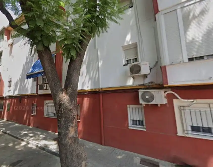 Vista exterior de Piso en venta en Sevilla