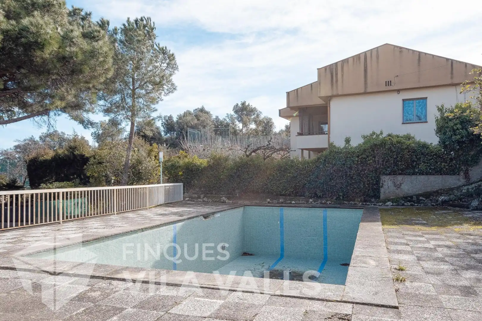 Piscina de Casa o chalet en venta en Bigues i Riells del Fai con Jardín privado, Terraza y Trastero