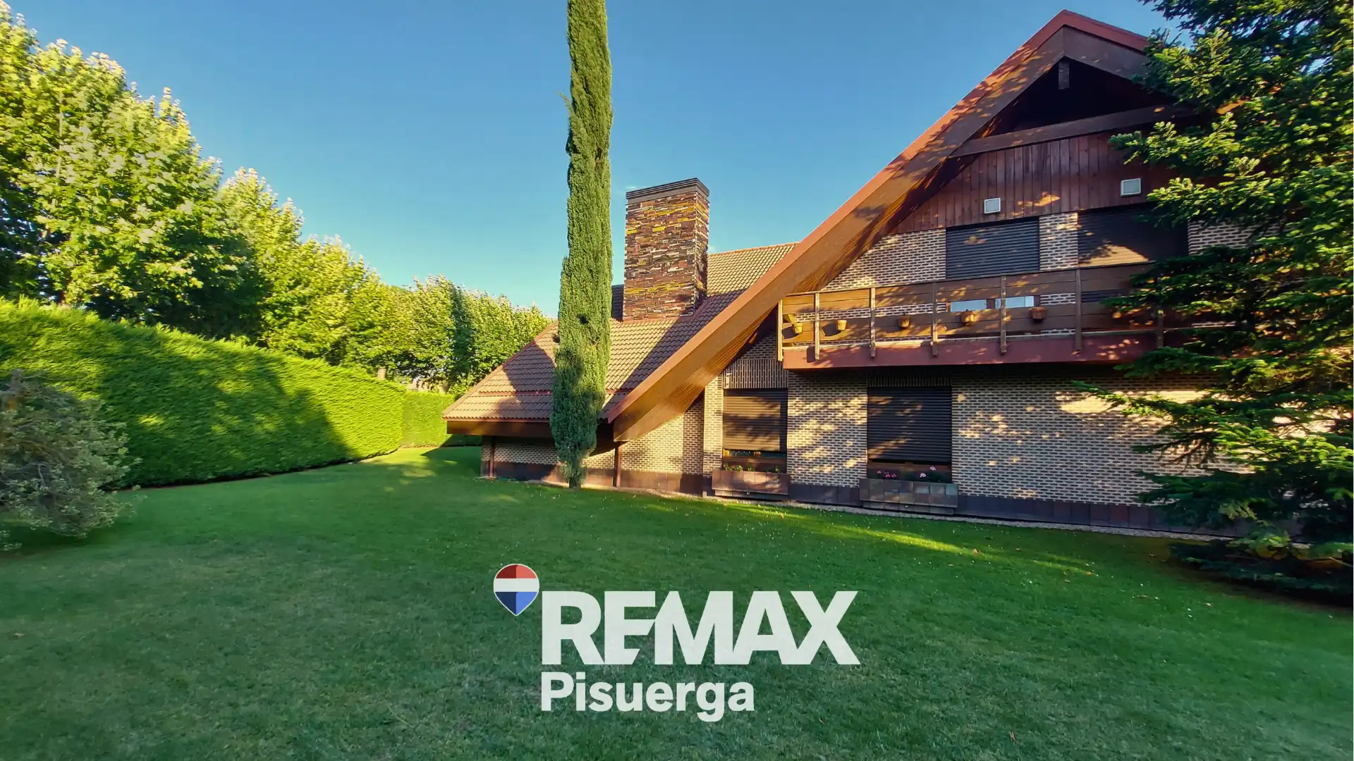 Vista exterior de Casa o xalet en venda en Boecillo amb Aire condicionat, Calefacció i Jardí privat