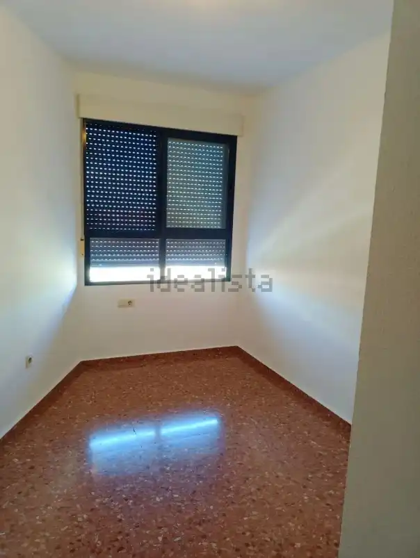 Bedroom of Flat for rent in Valencia  with Air Conditioner, Oven and Microwave
