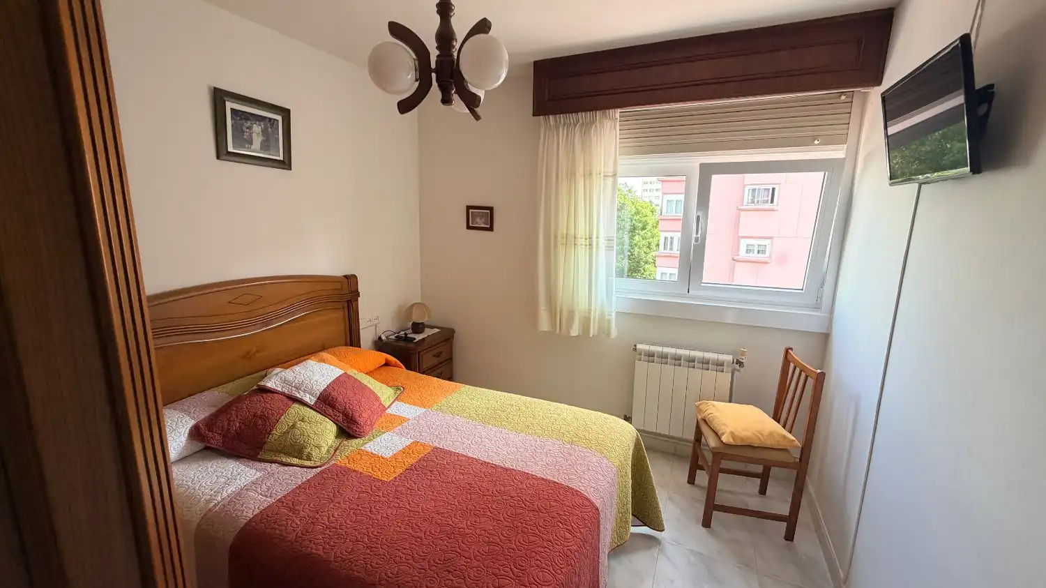 Schlafzimmer von Wohnung zum Verkauf in Ferrol mit Heizung und Möbliert