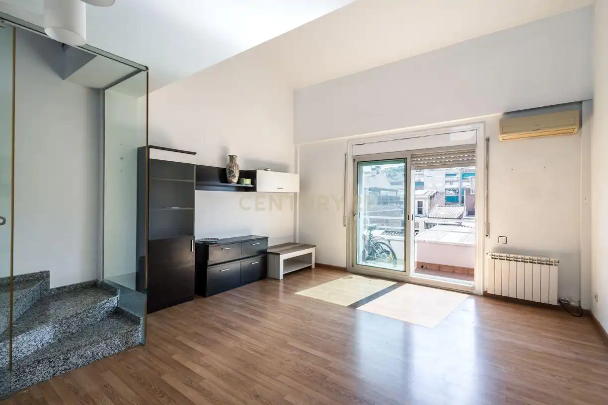 Sala d'estar de Apartament en venda en Sant Vicenç Dels Horts amb Aire condicionat i Balcó