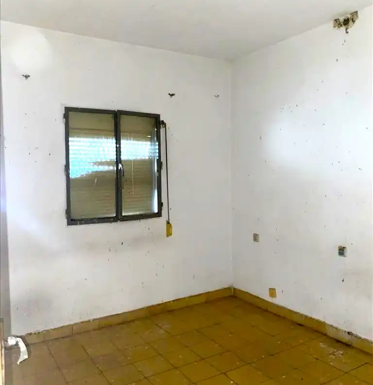 Casa adosada en venda a Constitucion, Hinojosas de Calatrava