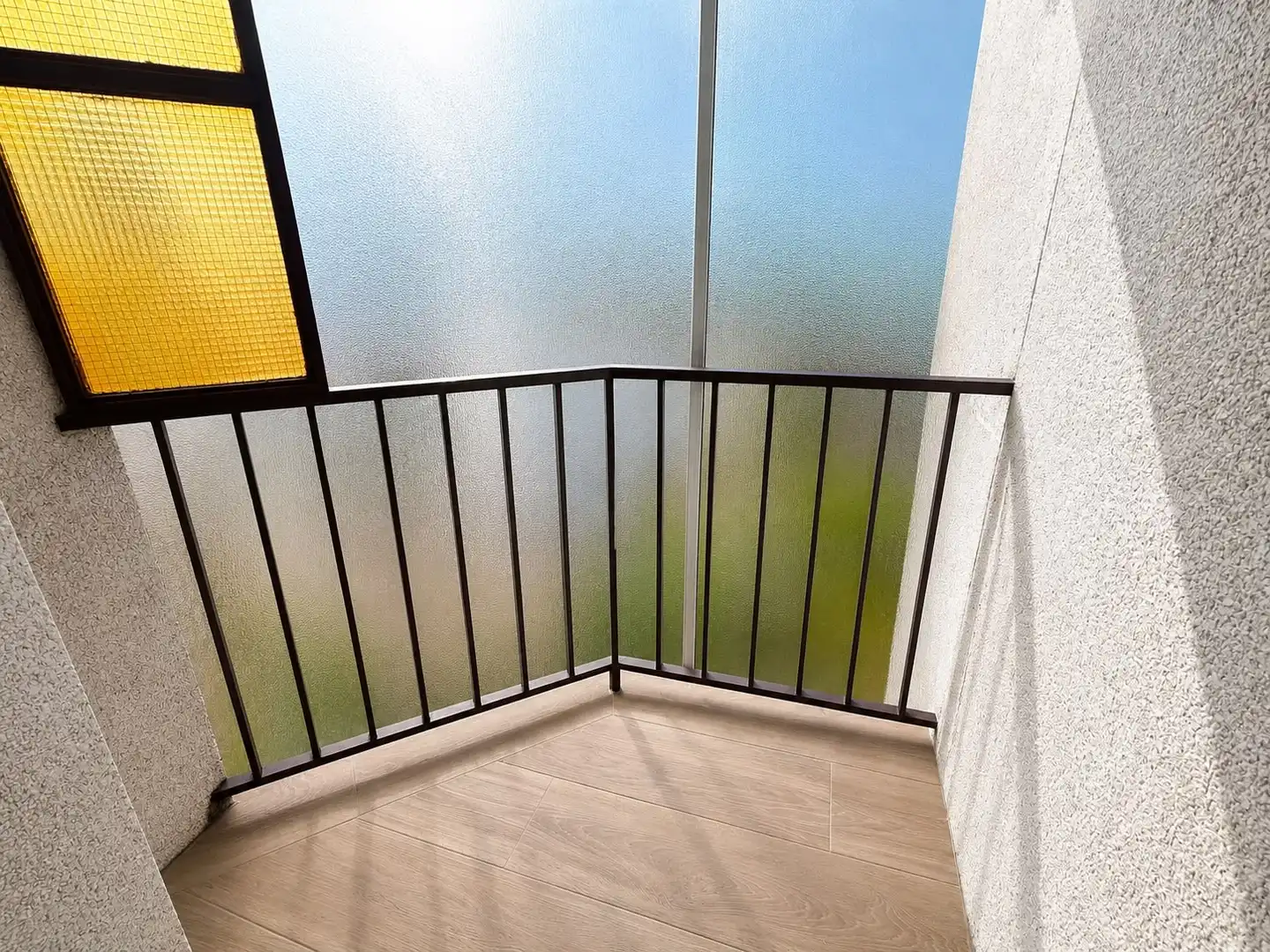 Terraza de Piso en venta en L'Hospitalet de Llobregat con Balcón