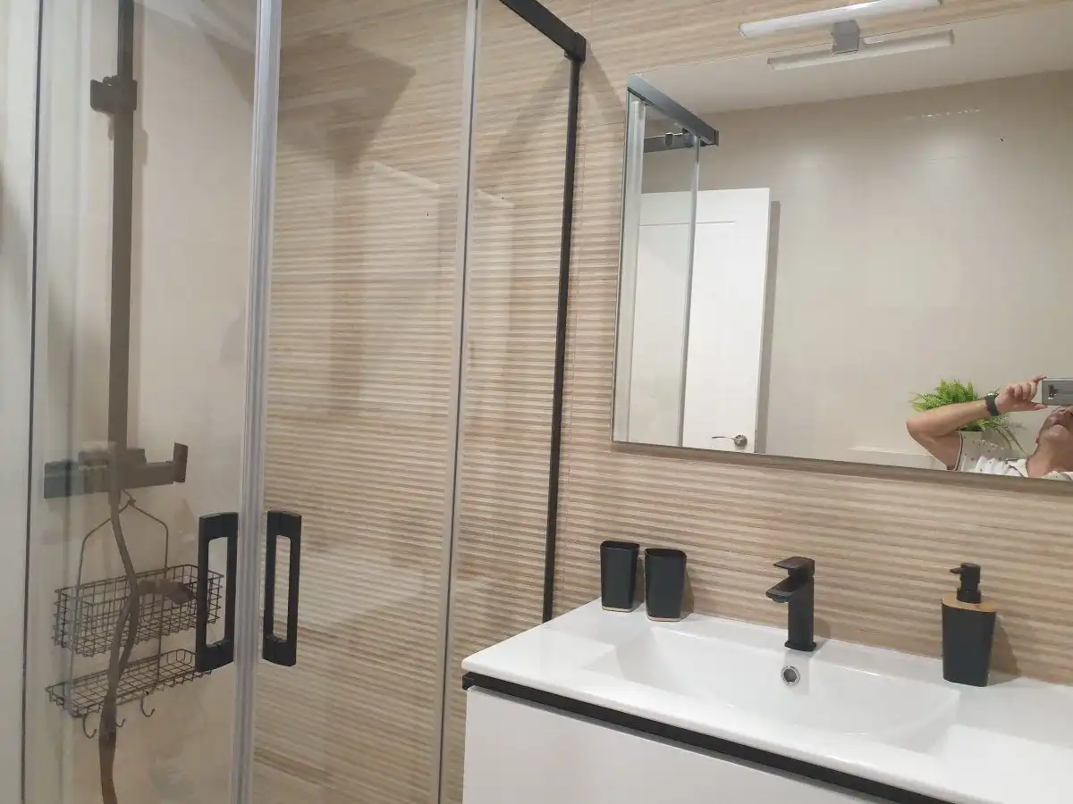 Baño de Piso de alquiler en Miranda de Ebro con Calefacción y Terraza