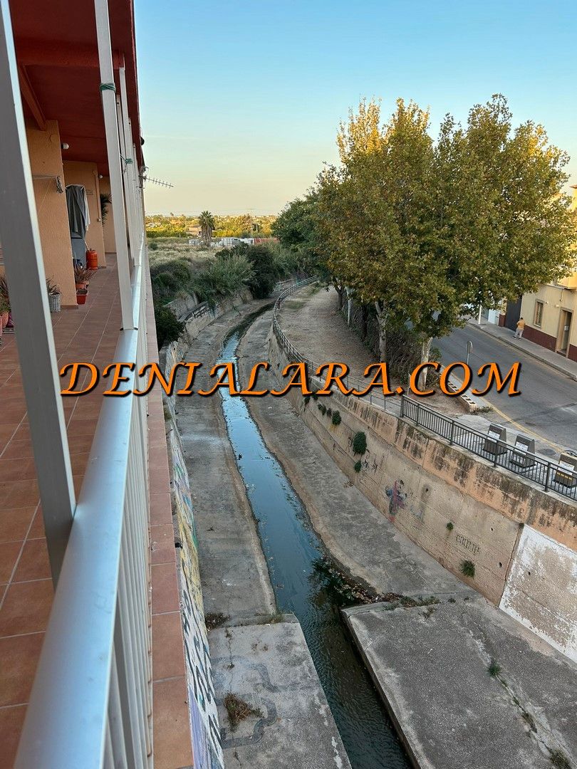 Vista exterior de Piso en venta en Ondara con Balcón