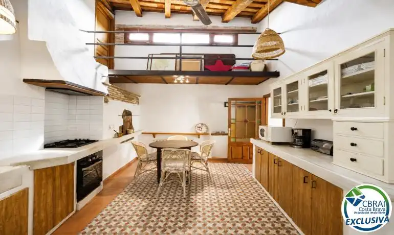 Cocina de Finca rústica en venta en Fortià con Aire acondicionado, Calefacción y Terraza