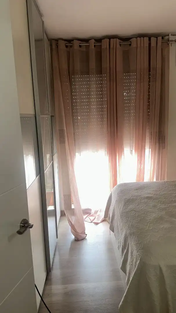 Habitación de Piso en venta en Granollers con Aire acondicionado, Amueblado y Horno