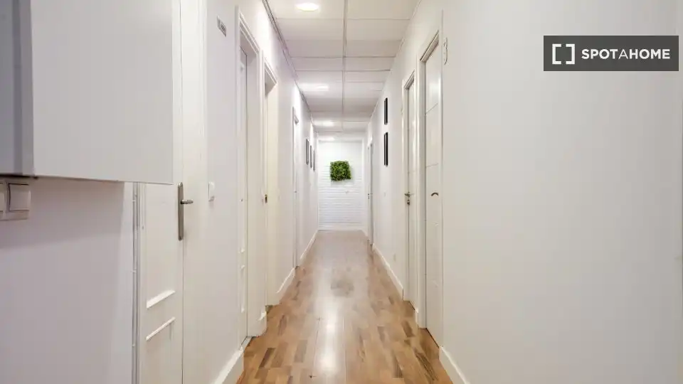 Room in Conde Orgaz - Piovera