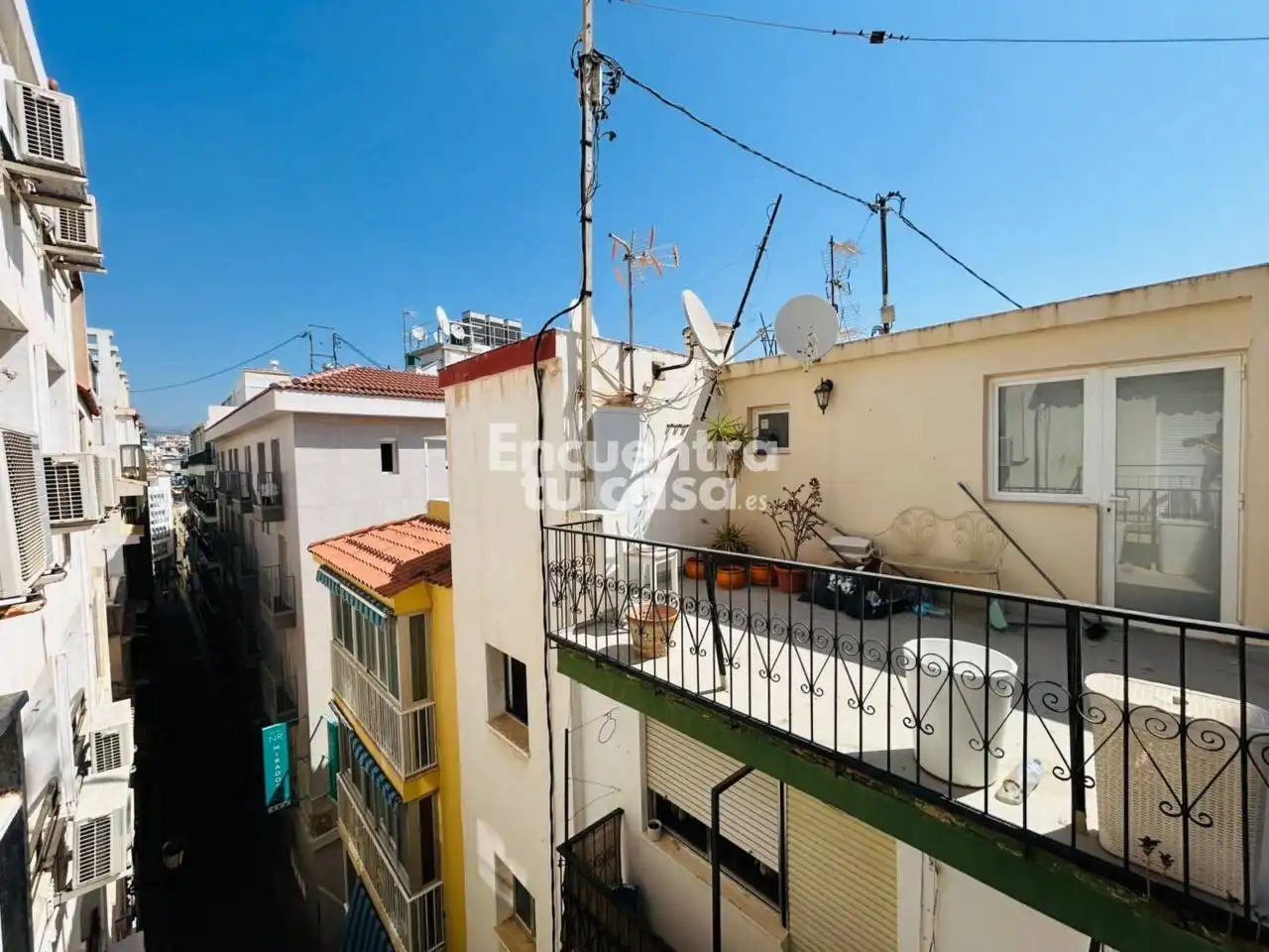 Exterior view of Duplexes for sale in Benidorm  with Air Conditioner, Heating and Terrace