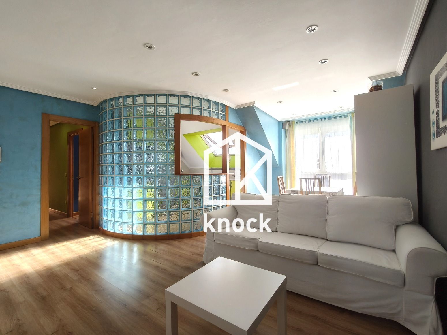 Sala d'estar de Pis de lloguer en Gozón amb Moblat