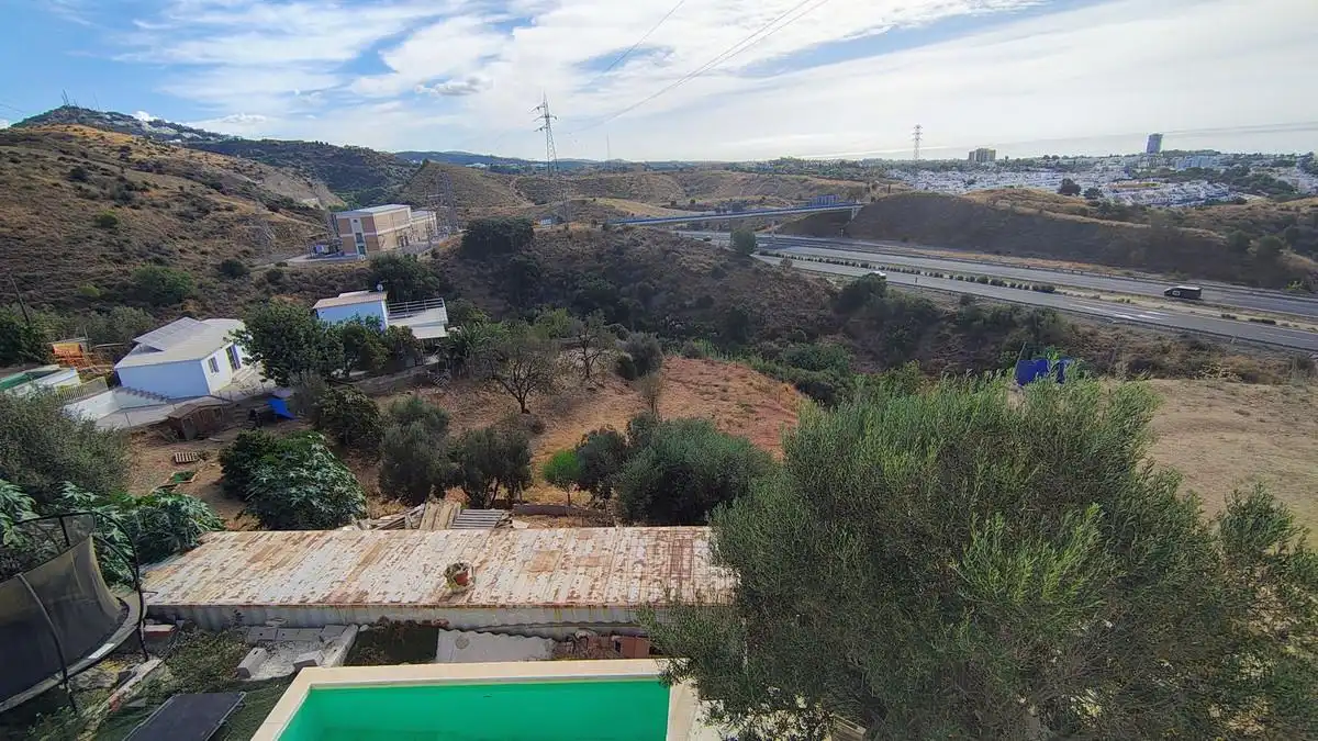 Vista exterior de Finca rústica en venta en Marbella con Aire acondicionado, Jardín privado y Trastero