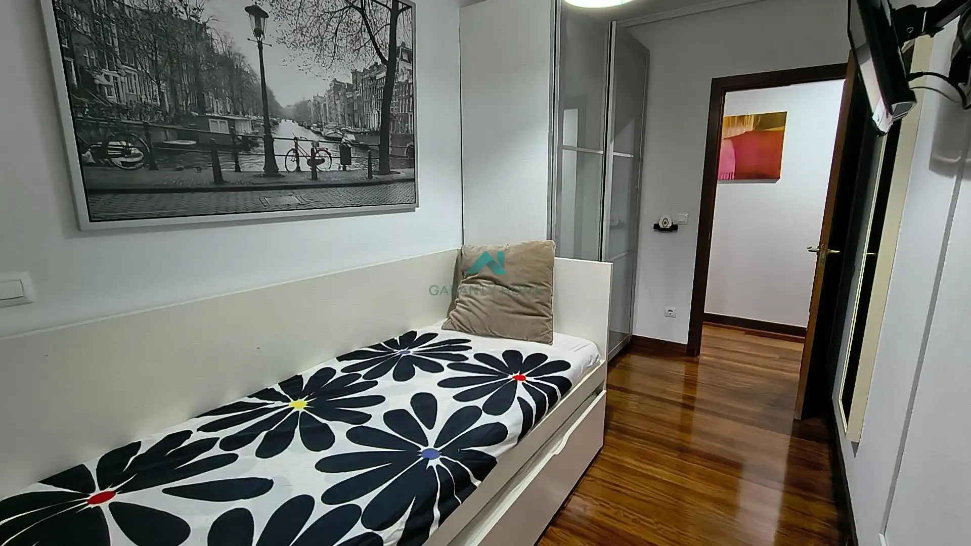 Habitación de Planta baja en venta en Ramales de la Victoria con Calefacción, Jardín privado y Terraza