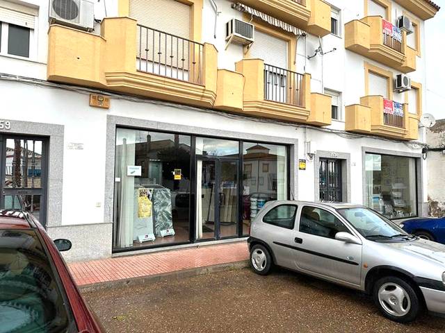 Local comercial en Venta en Extremadura en Santa Marta